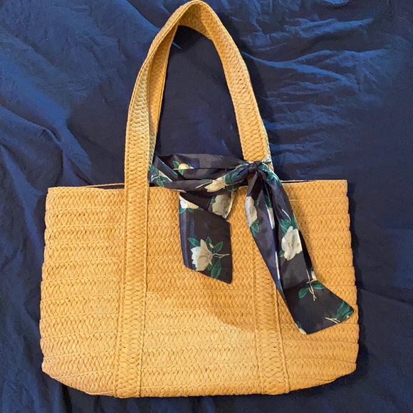 Draper James Other - Draper James tan bag and scarf NWOT